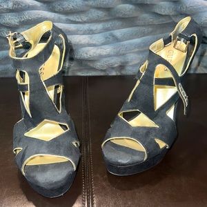 Guess heels